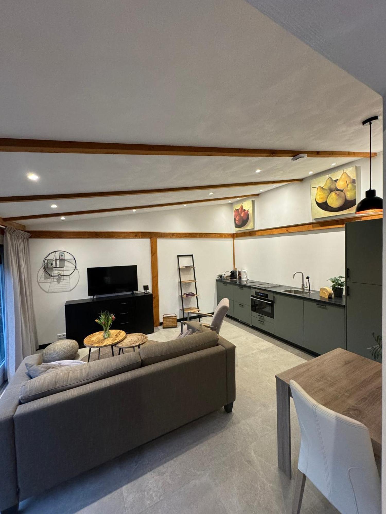 De Seuterhoeve 'S-Gravendeel Bagian luar foto