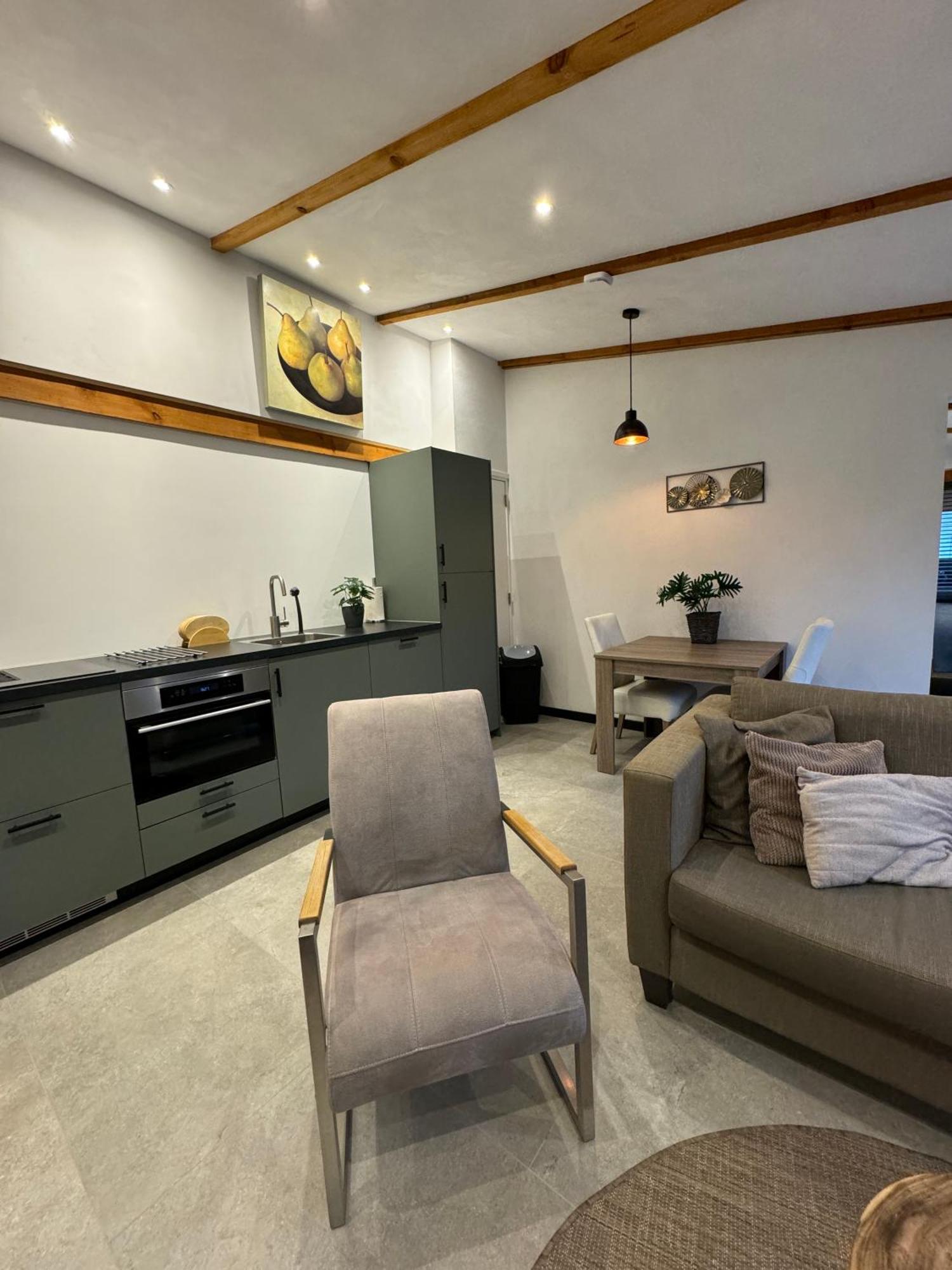 De Seuterhoeve 'S-Gravendeel Bagian luar foto