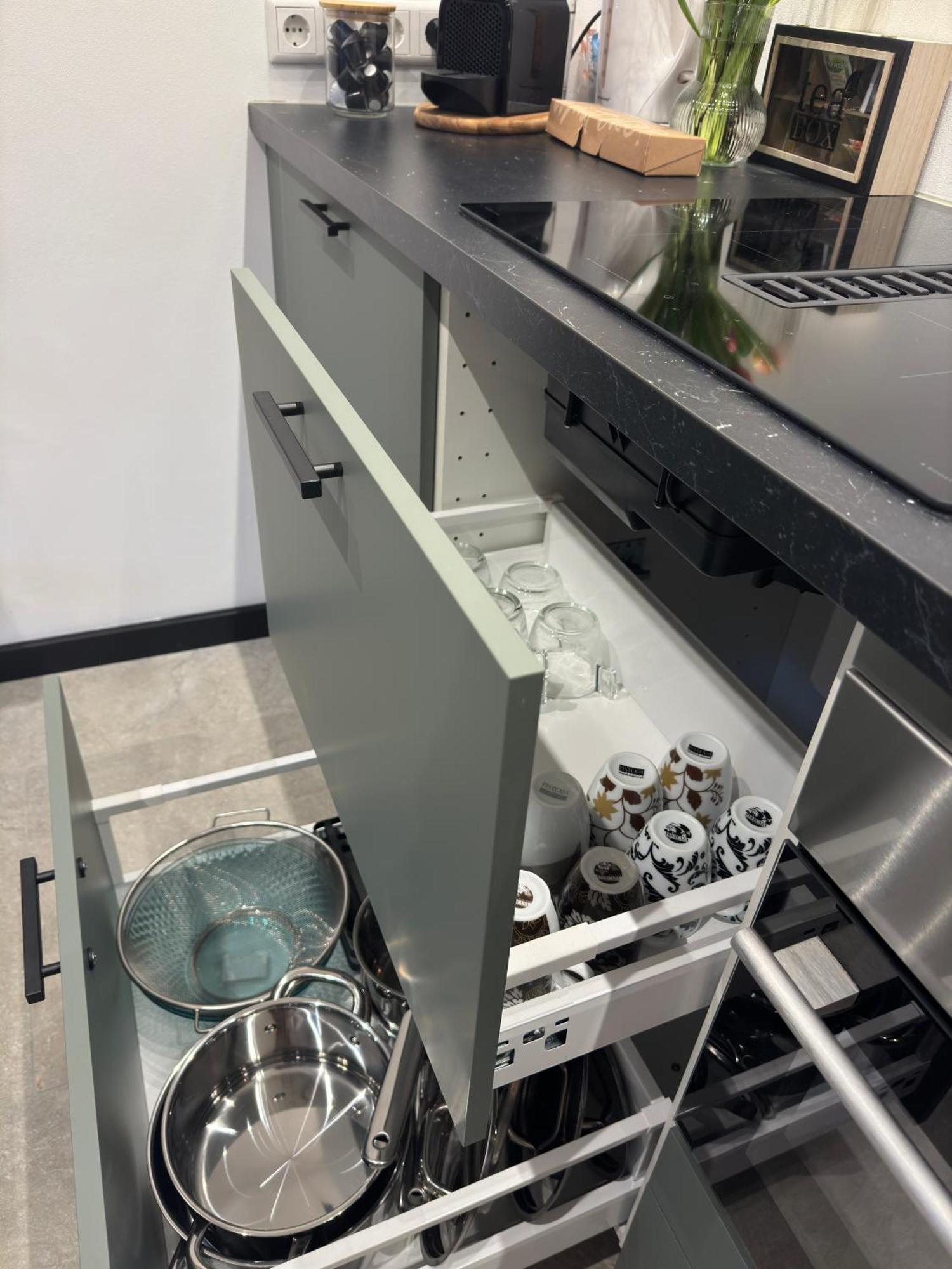 De Seuterhoeve 'S-Gravendeel Bagian luar foto